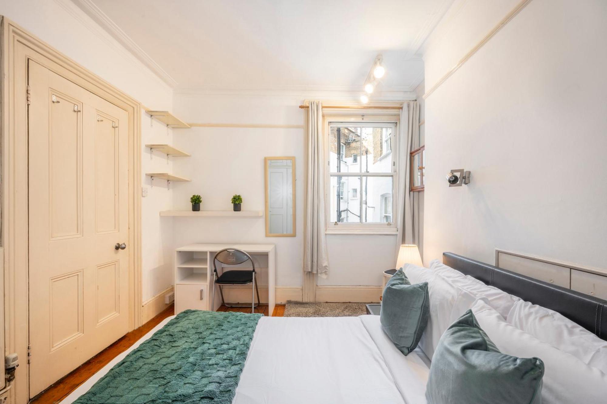 Urban Oasis - One Bedroom London